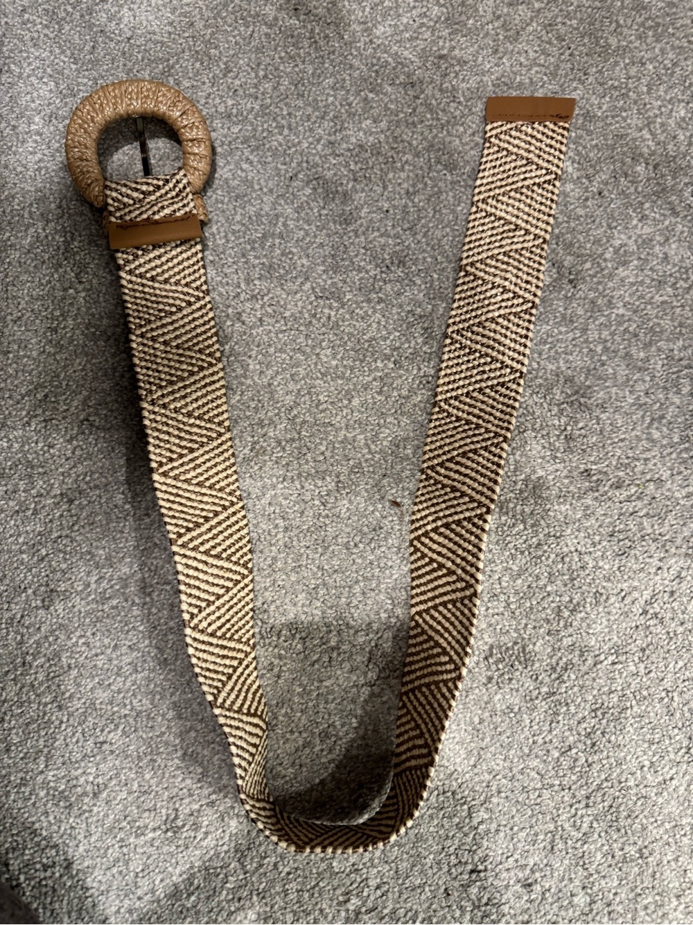 Woven Geometric Straw Belt in Natural Tan